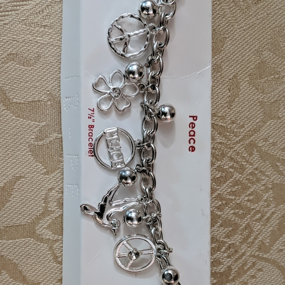 Peace charm bracelet 7 1/2" - Picture 2 of 3
